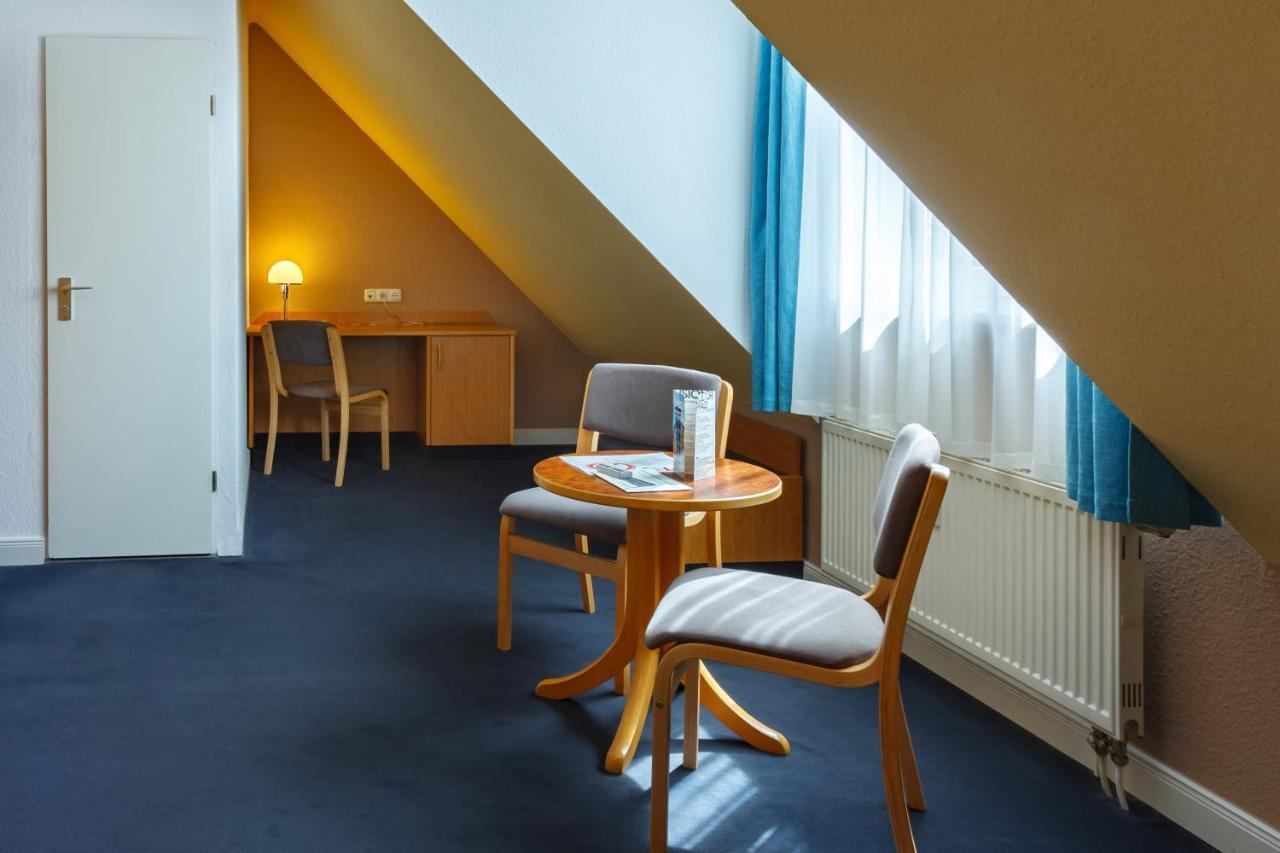 德绍鲁格拉潘森酒店 Dessau-Rosslau 外观 照片